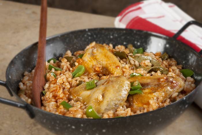 Paella de pollo