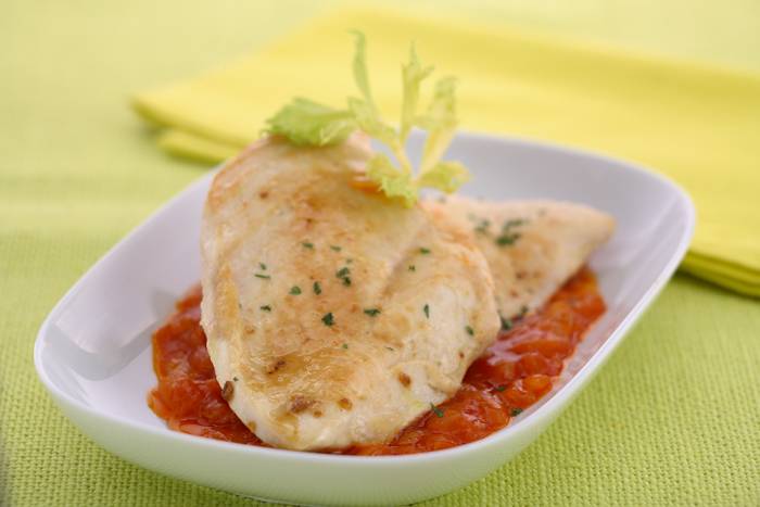 Pechugas de pollo al tomate
