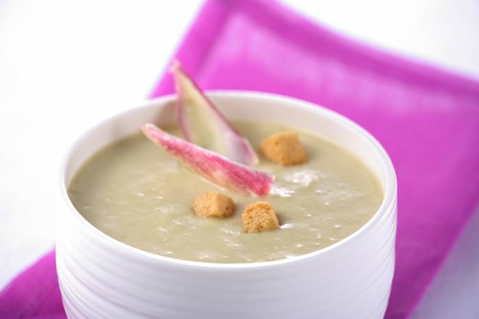 Sopa de alcachofas