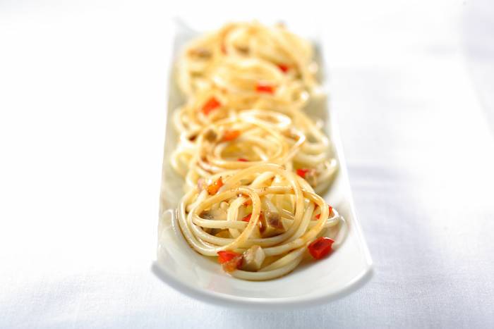 Espaguetis con salsa de verduras