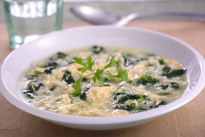 Sopa de acelgas y patatas con arroz