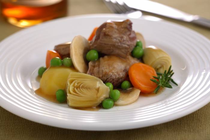 Estofado de ternera con alcachofas