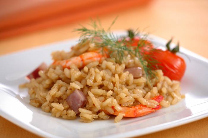 Arroz blanco con gambas