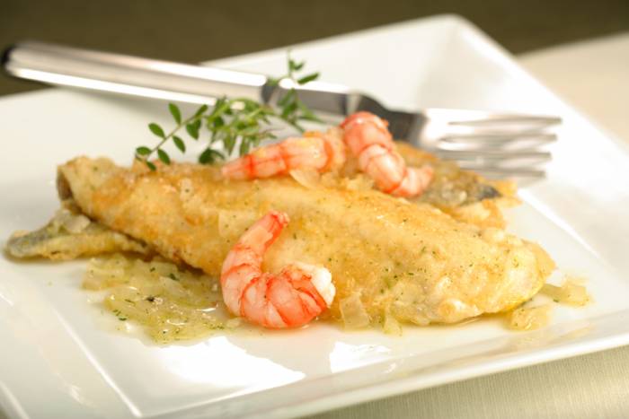 Filetes de merluza con gambas