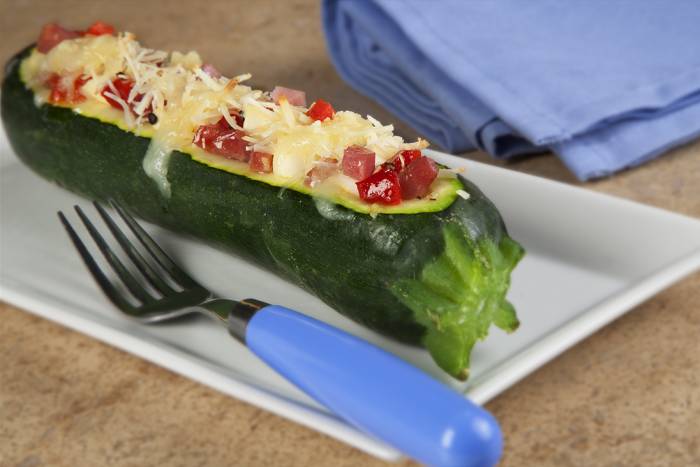 Calabacines rellenos gratinados