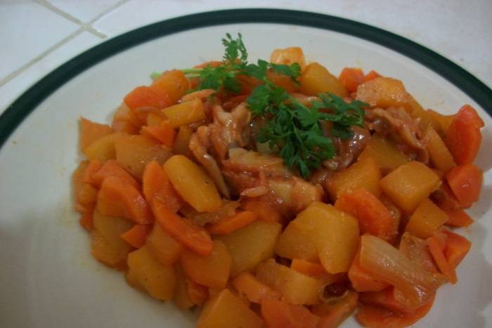 Filetes de bacalao con vegetales