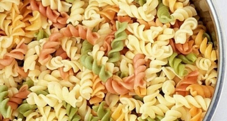 Cocer pasta con agua salada y sin aceite