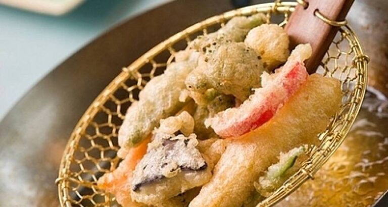 Cocinar con recipientes con aceite caliente