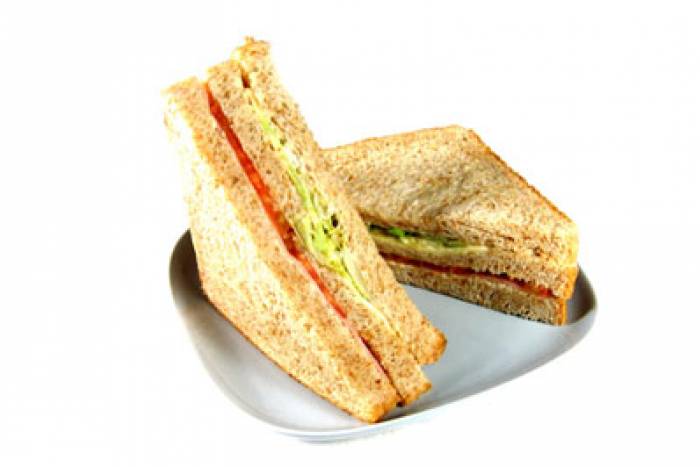 Receta de sandwich vegetal con pan integral