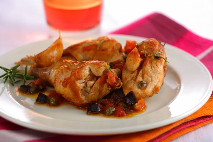 Conejo con aceitunas