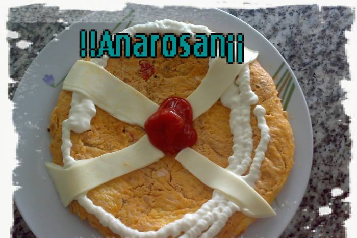 Tortillita francesa con sobras de huevos rellenos