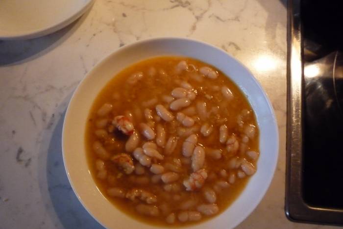 Judías blancas con gambas