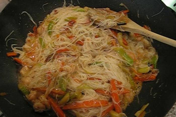 Fideos chinos con verduras