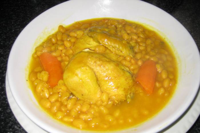 Pollo en escabeche con judias arrocinas