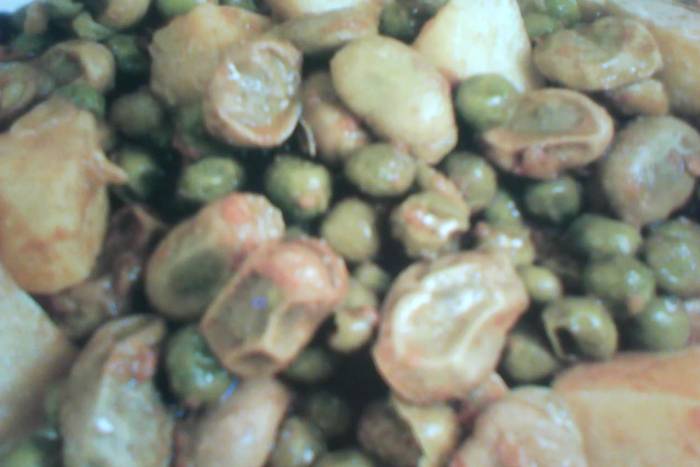 Habas con verduras variadas