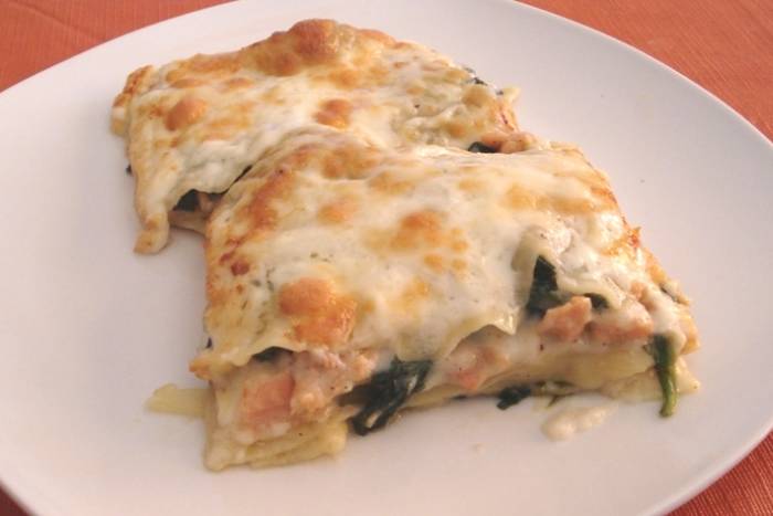 Lasaña de salmón y espinacas