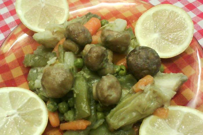 Menestra de verduras con champiñones