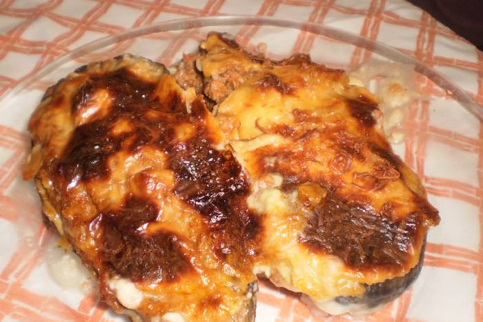 Berenjenas rellenas de carne picada al horno