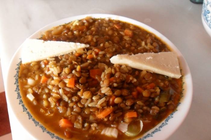Lentejas al estilo vigilia