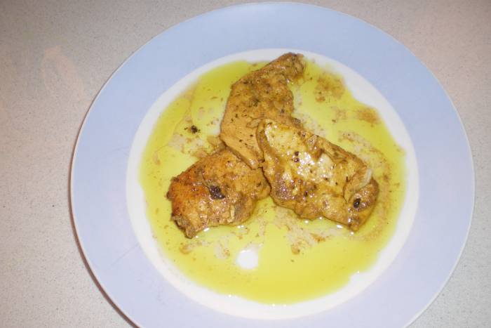 Filetes de pollo macerado con especias