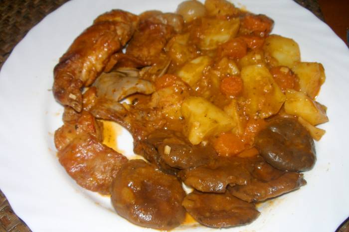 Estofado de conejo con niscalos