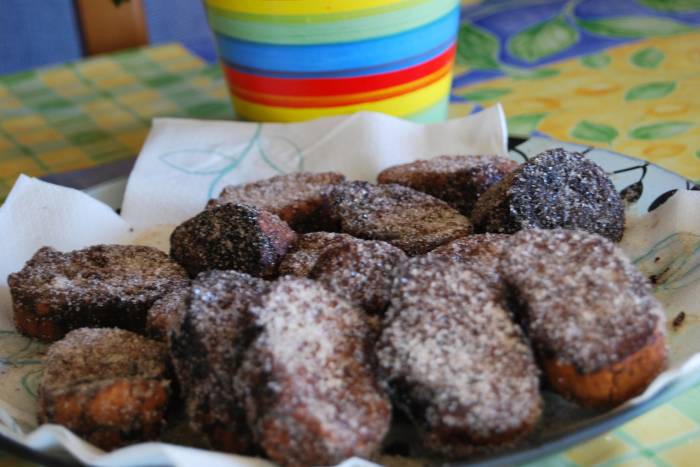 Torrijas al vino tinto