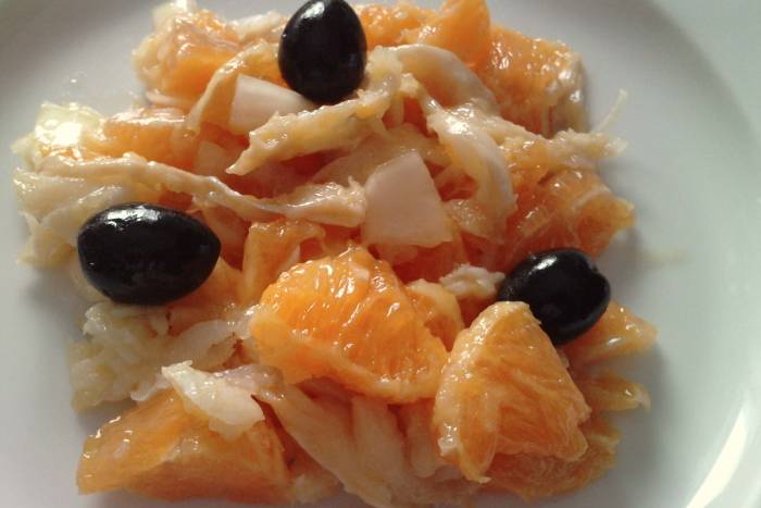Ensalada de bacalao con naranjas