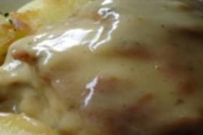 Pollo con crema de espárragos