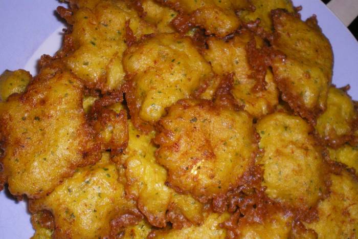 Tortillitas de bacalao de lunes santo