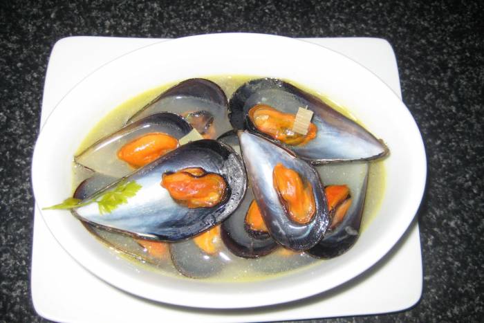 Mejillones al estilo belga