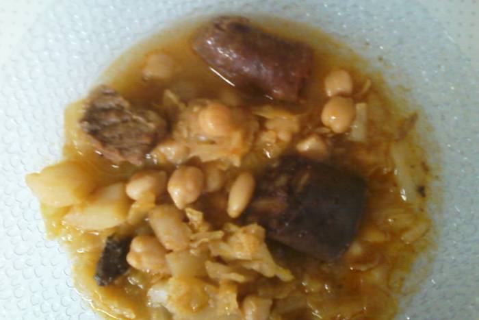 Potaje de coles gaditano