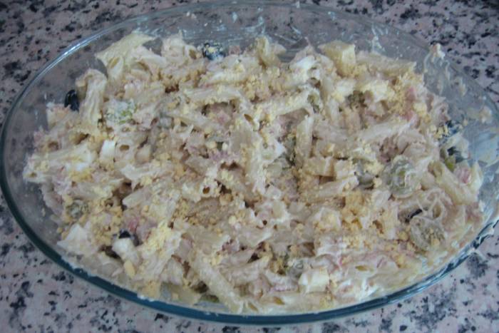 Ensalada de pasta con mayonesa a mi manera