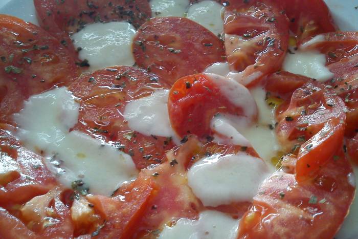 Cenita de tomates en microondas