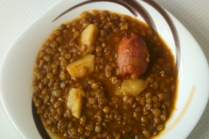 Potaje de lentejas gaditano