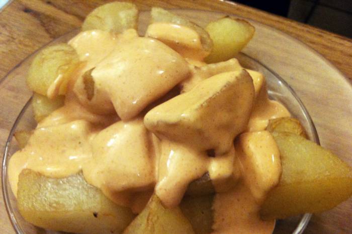 Patatas bravas con gracia