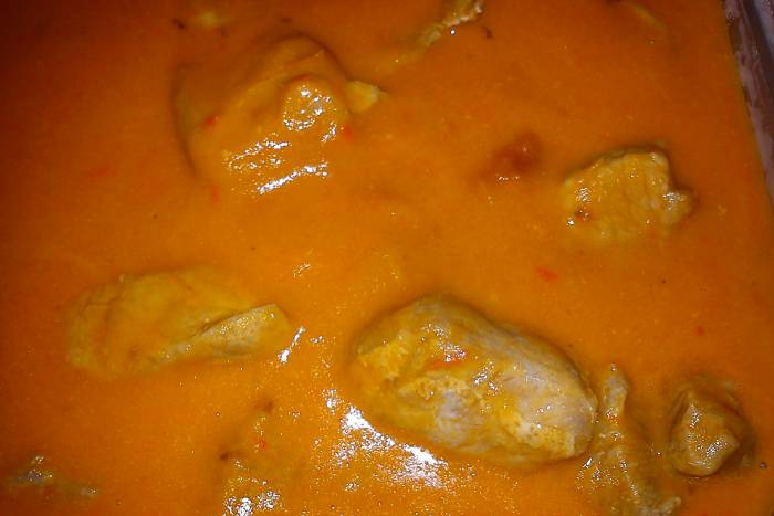 Trocitos de carne en salsa de pimientos