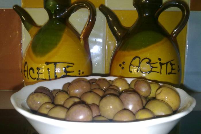 Aceitunas de ajos caseras