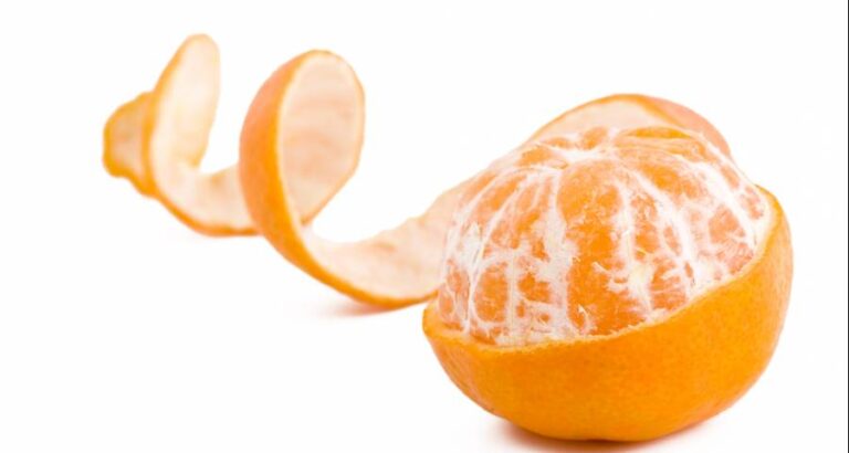 La superfície de la piel es la parte más aromática de los cítricos