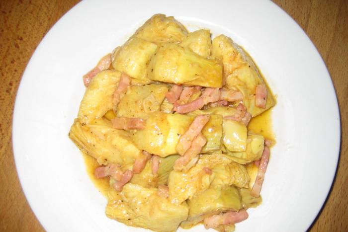 Alcachofas con bacón