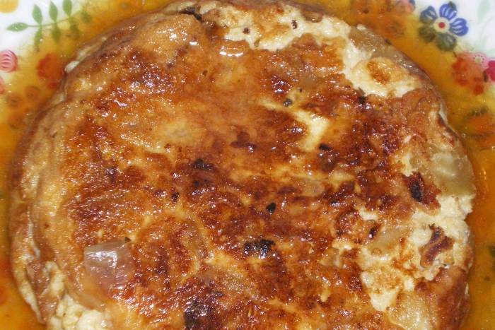 Tortilla de patatas en salsa al whisky