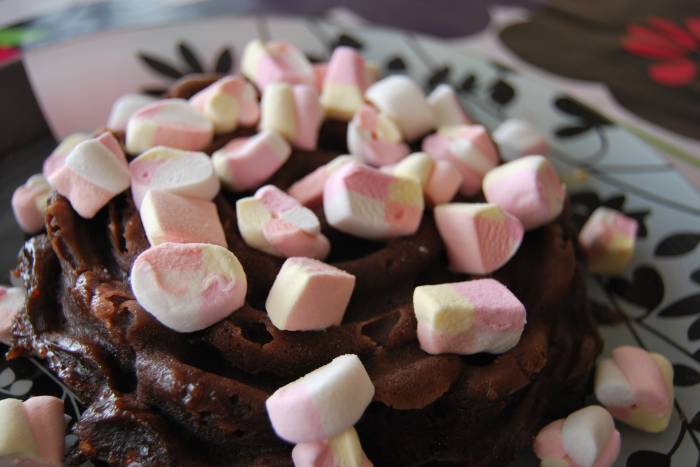 Bizcocho de nubes y chocolate al microondas