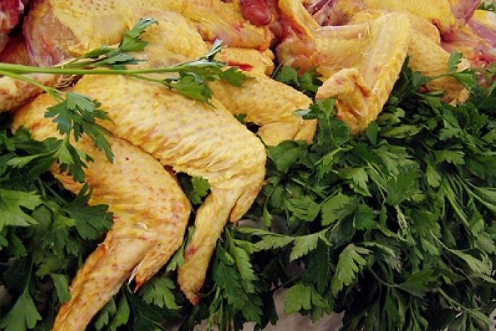 Alitas de pollo maceradas