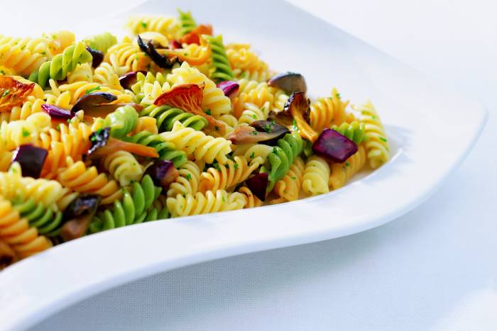 Pasta con berenjenas y setas