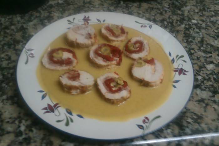 Rollo de pechuga de pollo