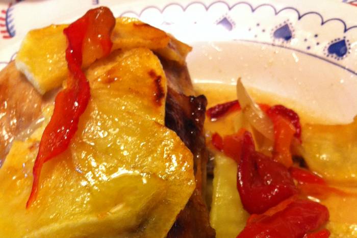 Pollo al horno con pimientos