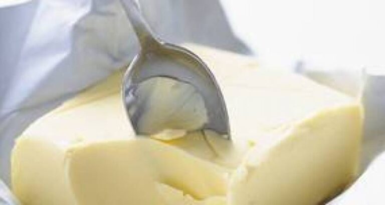 Cómo hacer mantequilla con sabores