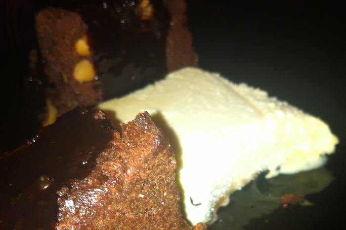 Brownie con nueces y almendras