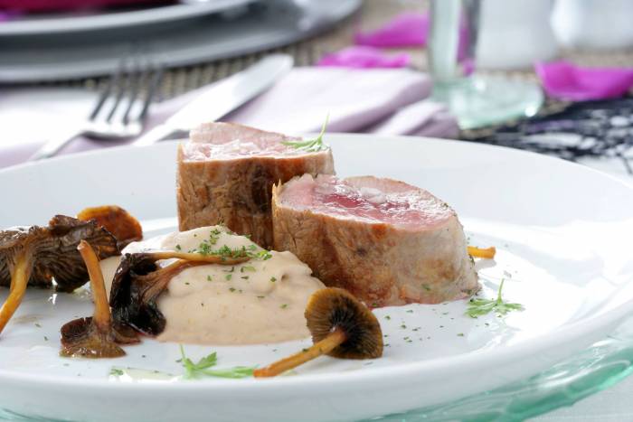 Solomillo de cerdo con puré de castañas
