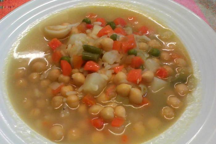 Sopa de garbanzos