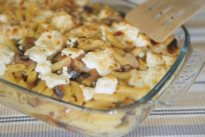 Macarrones horneados con verduras